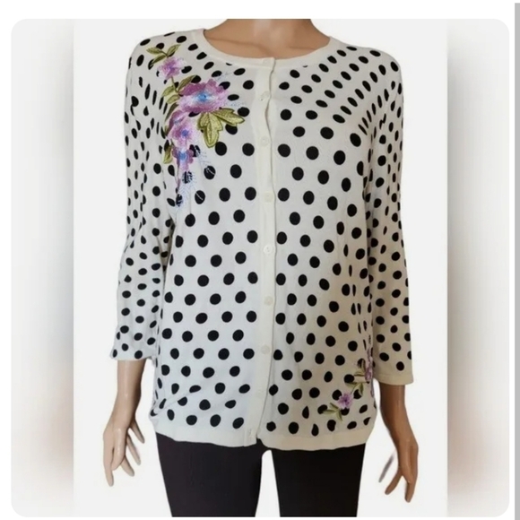 Talbots Sweaters - RSVP by Talbots sz medium cream black polka dot cardigan with embroidered flower